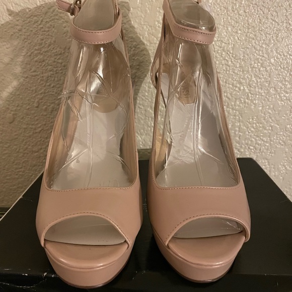 Nine West Shoes - Sexy Nine West pumps size 10